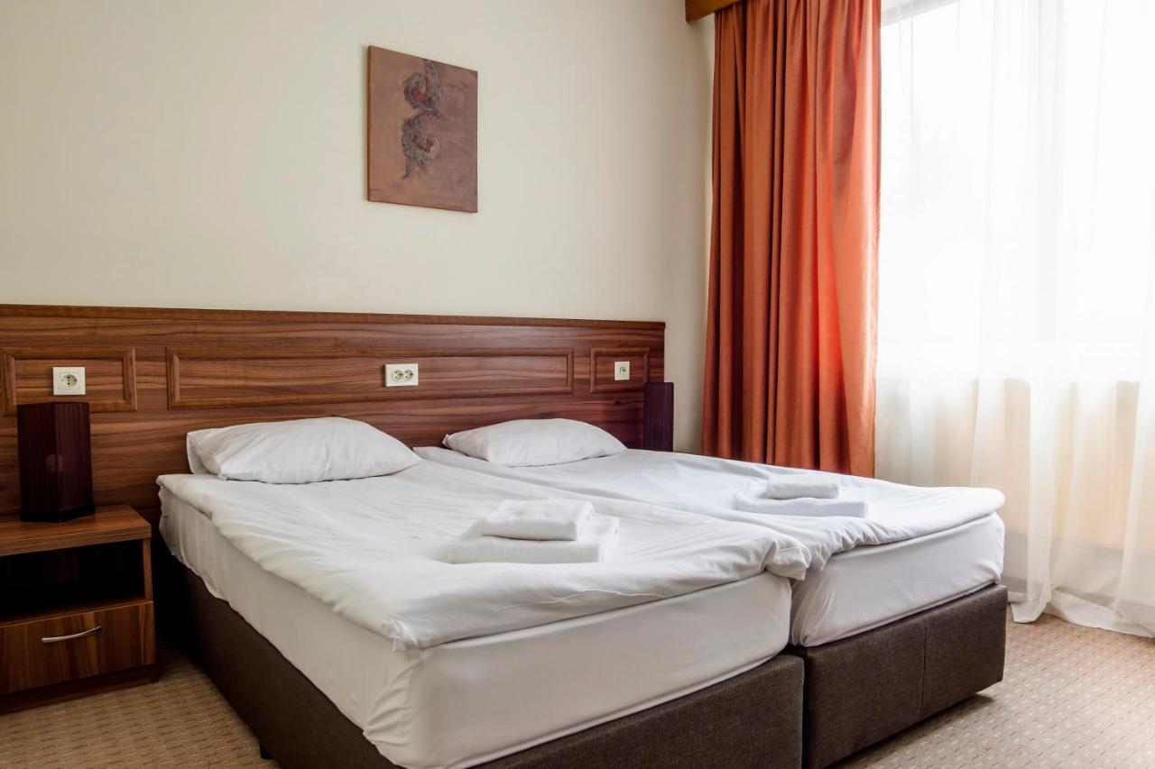 Elina Hotel Pamporovo Buitenkant foto