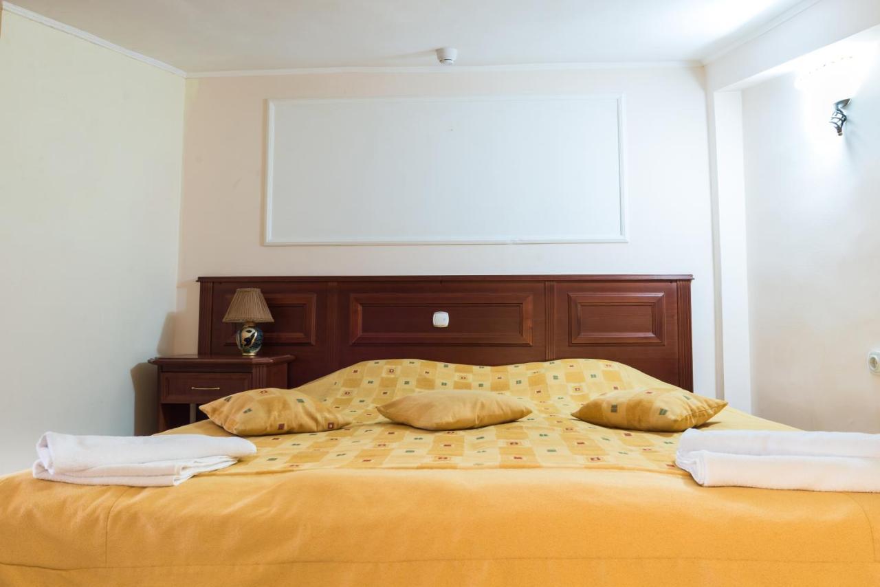 Elina Hotel Pamporovo Buitenkant foto