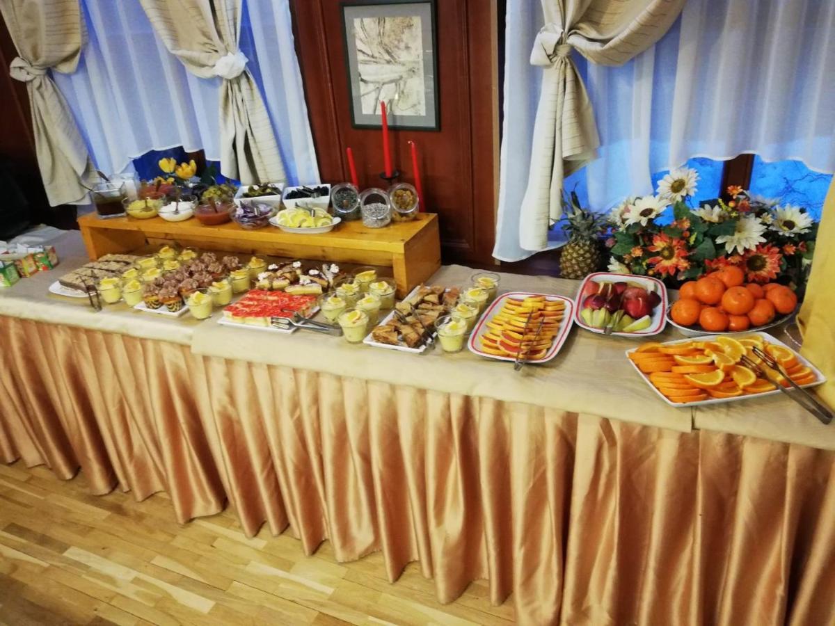 Elina Hotel Pamporovo Buitenkant foto